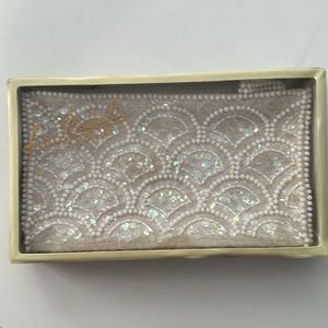 La Regale White Sequin and Beaded Bow Clutch purse bag original